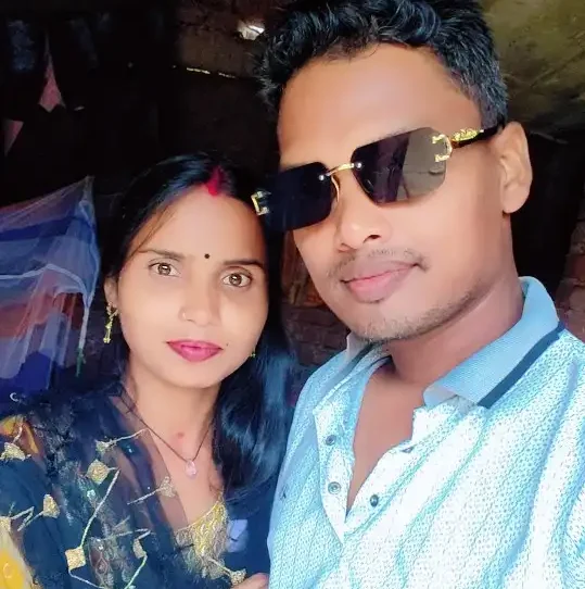 “दीपक… मैं तुम्हारी बचपन की दोस्त हूँ।